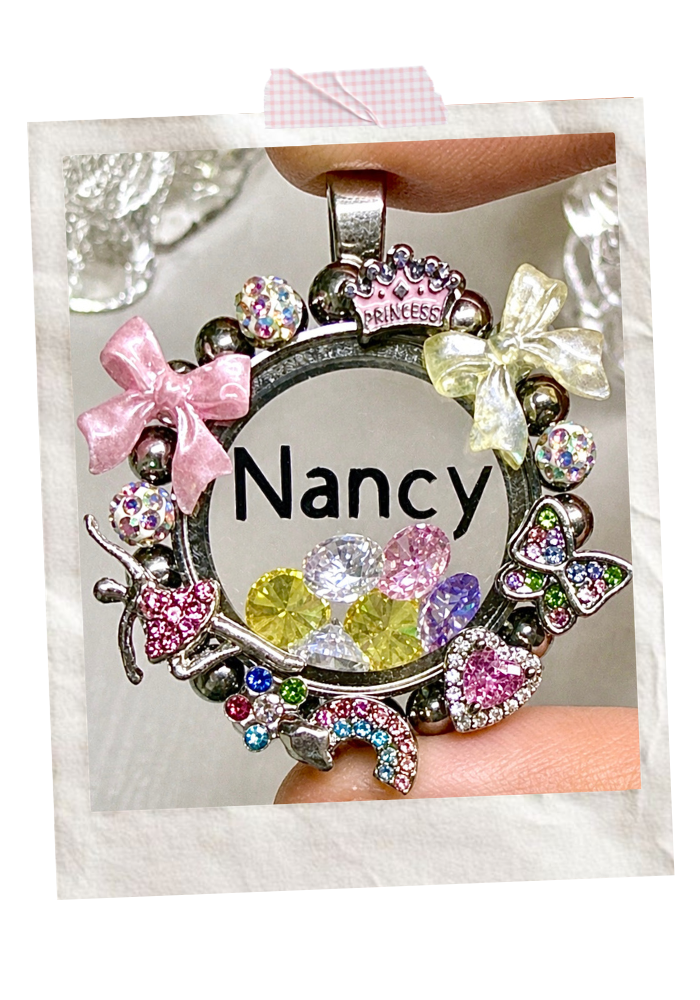 Nancy Locket (medium)